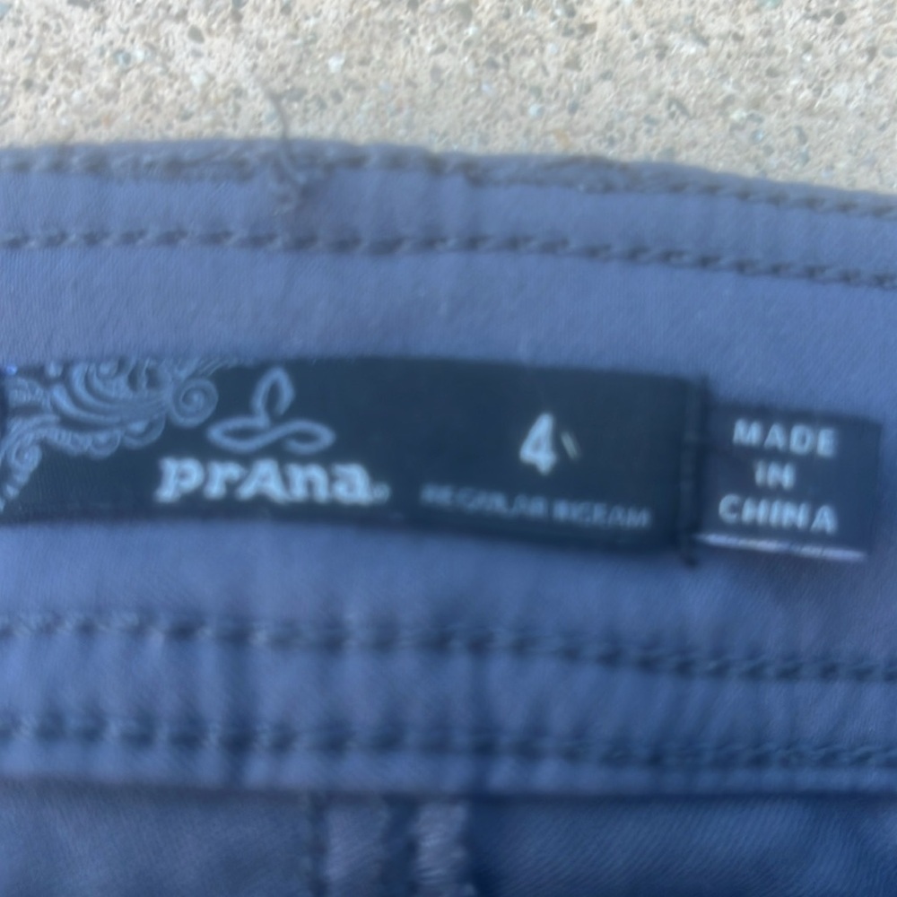 PrAna Grey Halle Hiking Pant Women's Size 4 - Picture 9 of 9